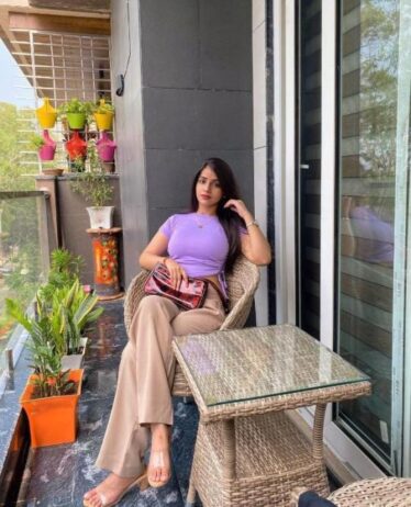 Call Girls In Sector 43 Gurgaon 7291859944