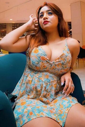 Offer ;Call Girls In Laxmi Nagar ☎9990118807 Delhi Russian EscorTs Service In 24/7 Delhi NCR