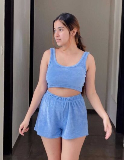 Sonam No1 Service Available Now Hotel In Delhi