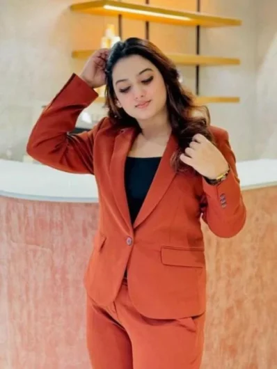 saket call girls in saket delhi 9599779702 book now