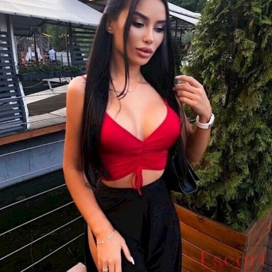 Rassian and Indian TOp Call Girls In Park Plaza Gurugram ✅ 7428049669✅ Escorts Delhi NCR
