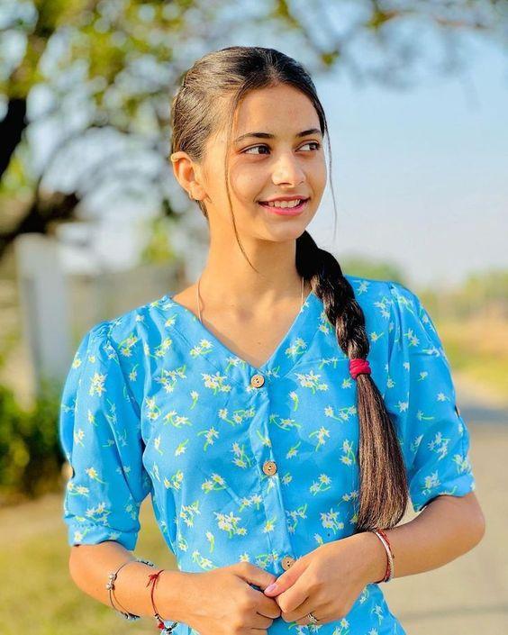 Call Girls In Dwarka Sector 8 (Delhi)⋘9560266914 ⋙ 100% Genuine Service