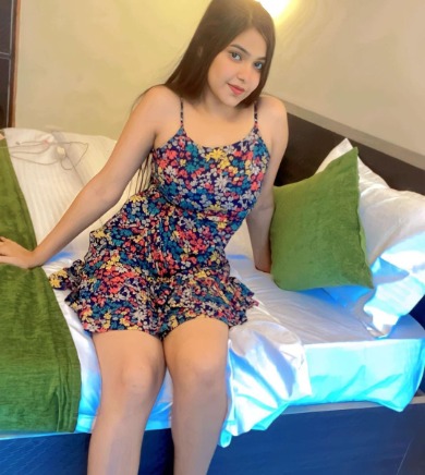Call Girls in Jhandewalan Delhi—Escorts Women Seeking Men In Delhi NCr