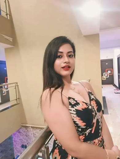 Mumbai +{ 9934519018} Escort Service Near bay In Hotel The Retreat Hotel & Convention Center